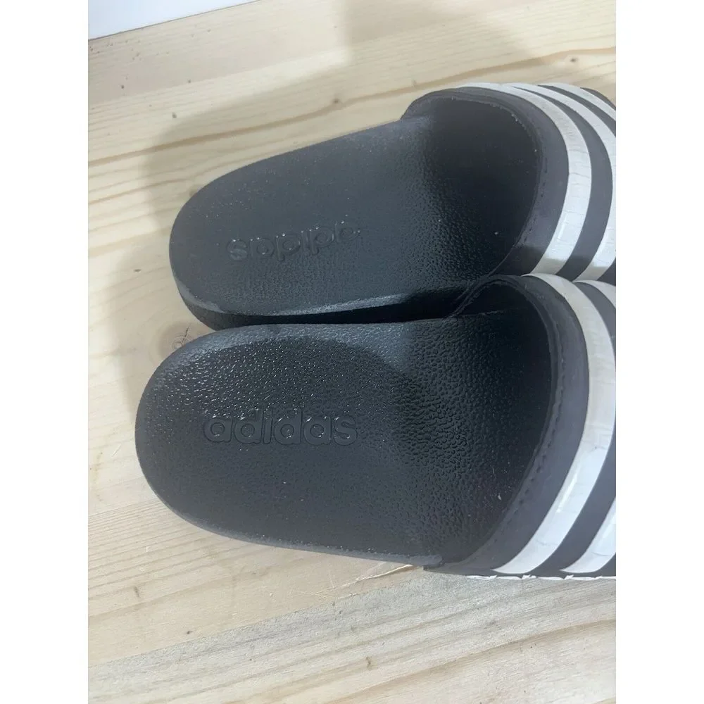 ADIDAS Women's ADILETTE CLOUDFOAM‎ SANDALS SLIDES SIZE 12K BLACK CC8